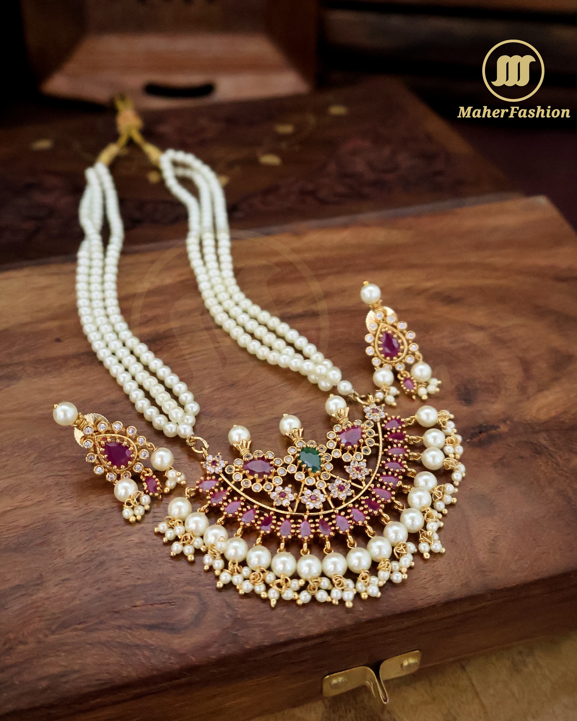 EXCLUSIVE TANMANI NECKLACE